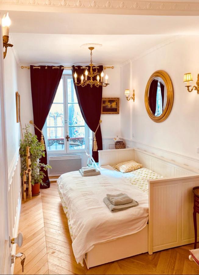 Parisian Style Appartment Private Room With Shared Bathroom Near Bastille And Gare De Lyon Exterior photo